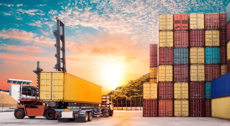 خدمات توزیع کالا شرکت آرتین بنادر اروند