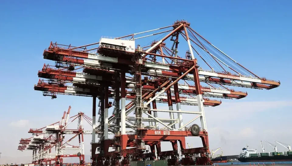 تجهیزات بندری