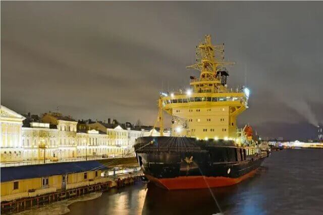 کشتی 10 سال بدون سوخت کشتی 10 سال بدون سوخت