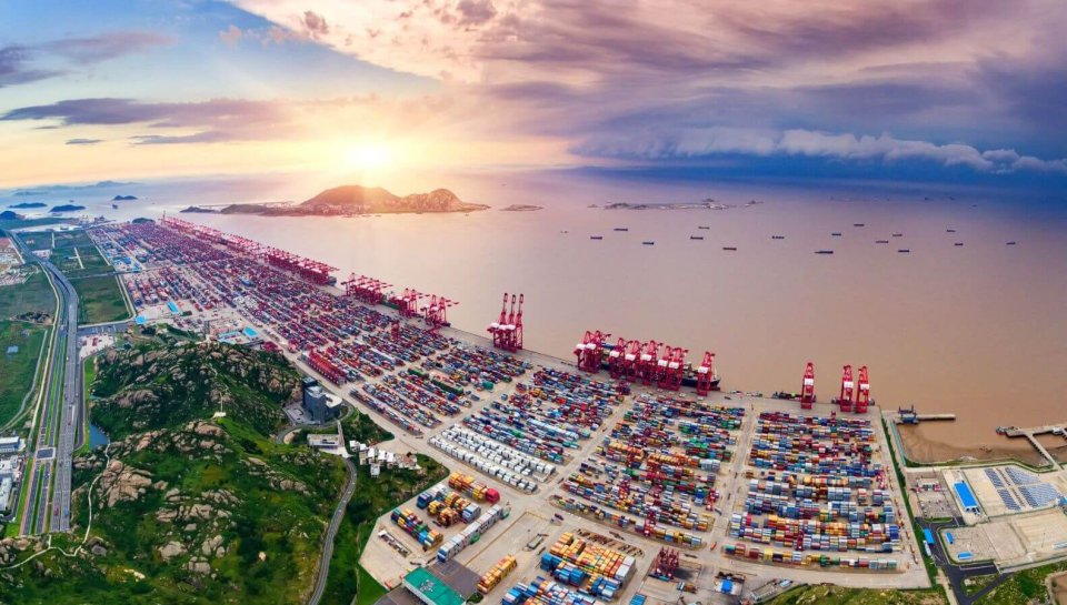 Shanghai Port iStock-594057590