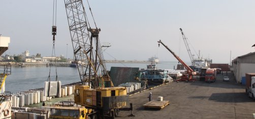 شعبه بندر شهید باهنر شرکت آرتین بنادر اروند